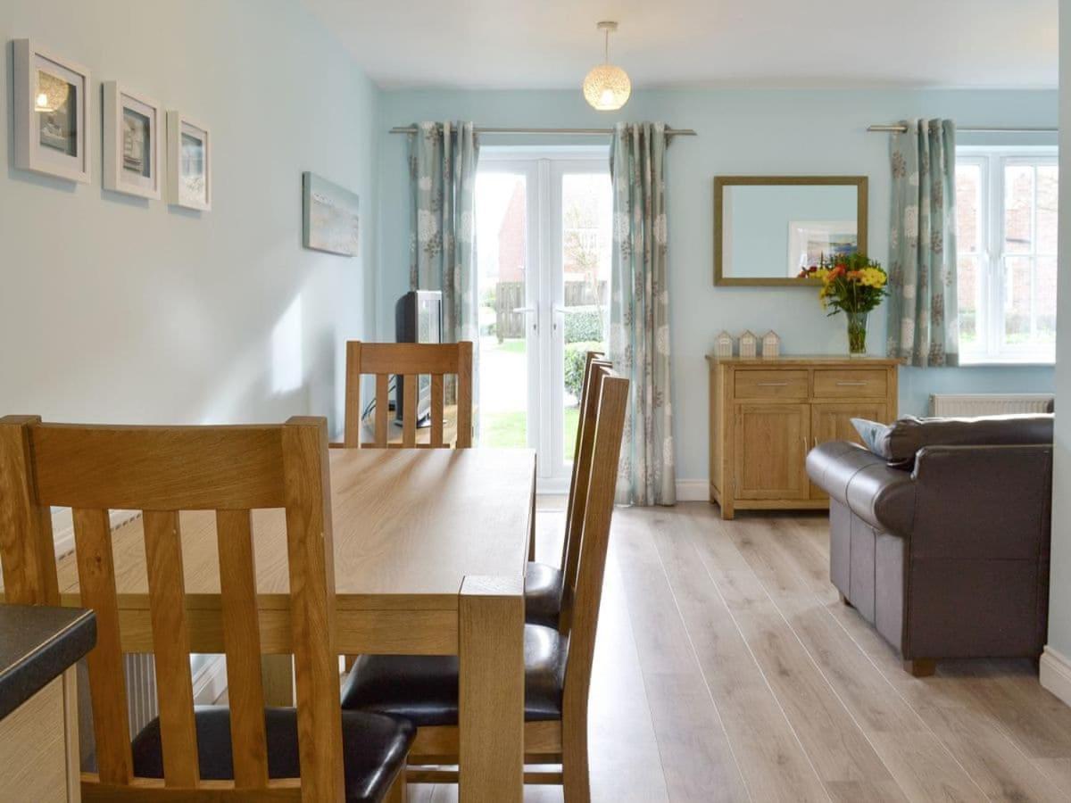 The Bay - Pebble Cottage Reighton ภายนอก รูปภาพ